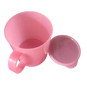 PLASTIC CUP WITH COVER
