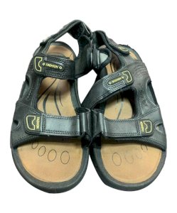 TOURIST SANDALS 